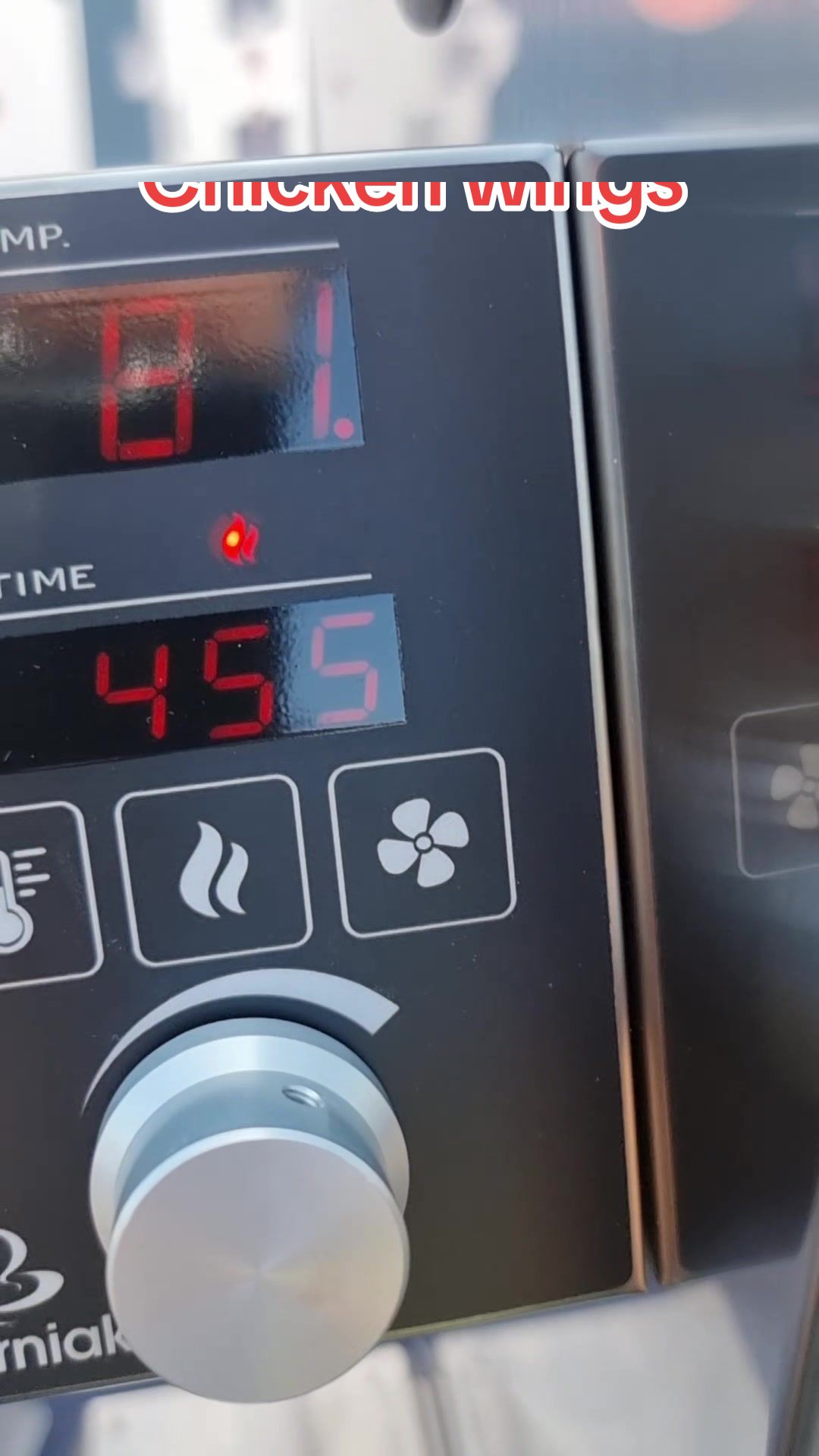 @smokehouseguru BBQ Chicken Wings w wędzarni Borniak Bbds70 1.4 z timerem. Piecz...