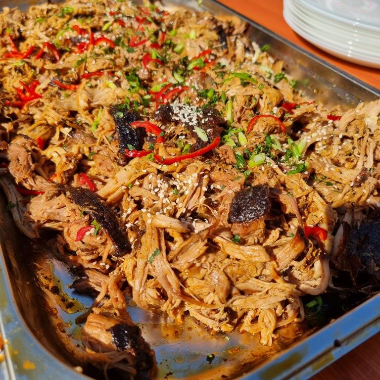 pulled pork made in Borniak Smoker 150