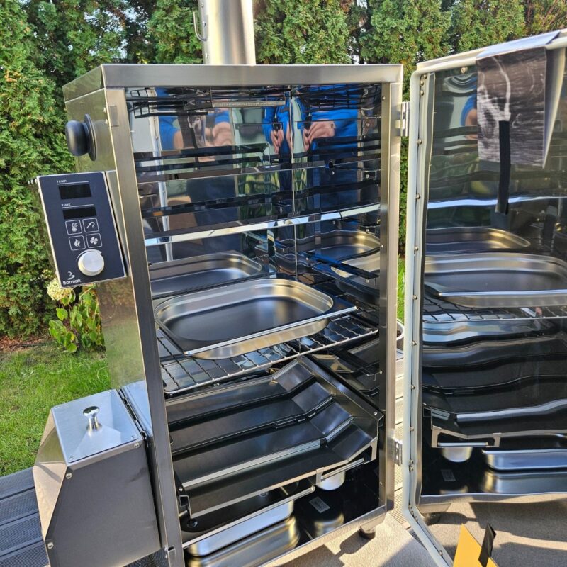 Borniak BBQ Smoker 70 WiFi | Compact Electric Smoker UK Borniak BBQ Smoker 70 WiFi | Compact Electric Smoker UK Borniak BBQ Smokers Borniak Smokers UK and Food Smoking Accessories